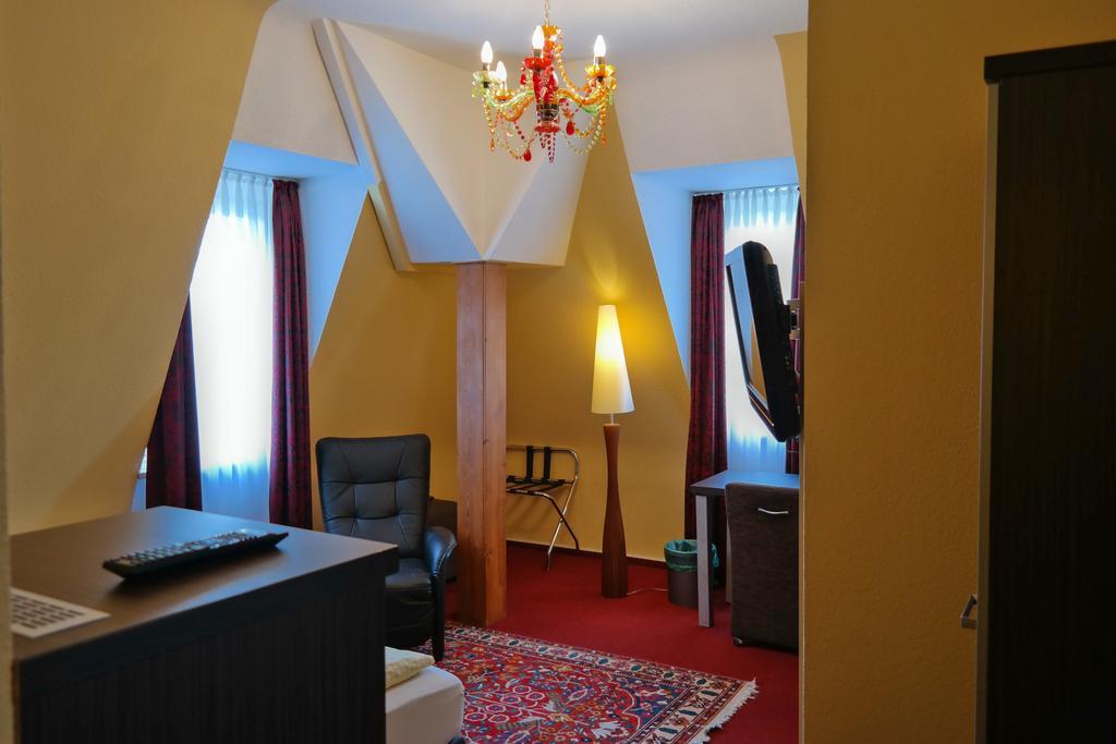 Hotel Villa Glas Erlangen Room photo